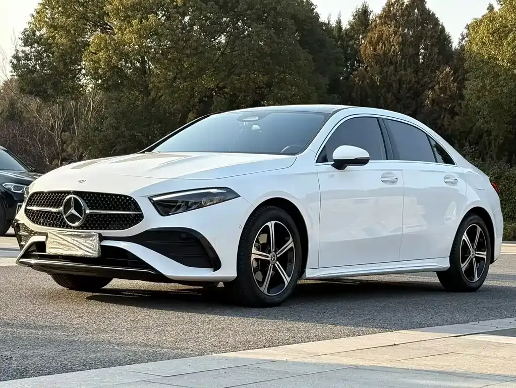 Mercedes-Benz A-Class — фото 1