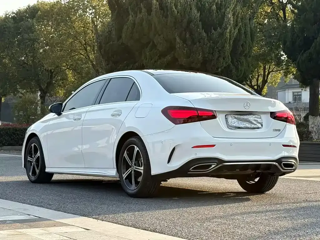 Mercedes-Benz A-Class — фото 8