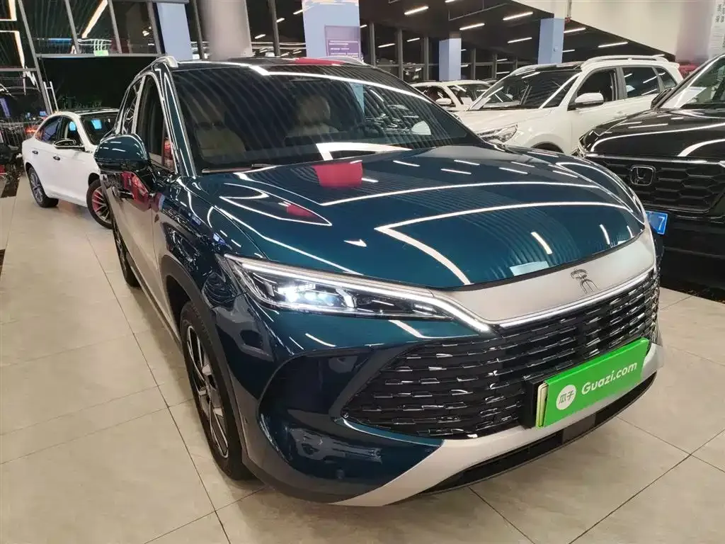 BYD L DM-i — фото 4