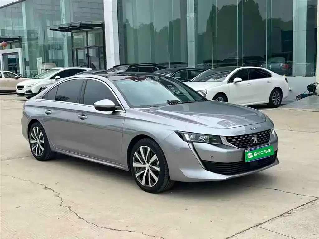 Peugeot 508L PHEV — фото 4