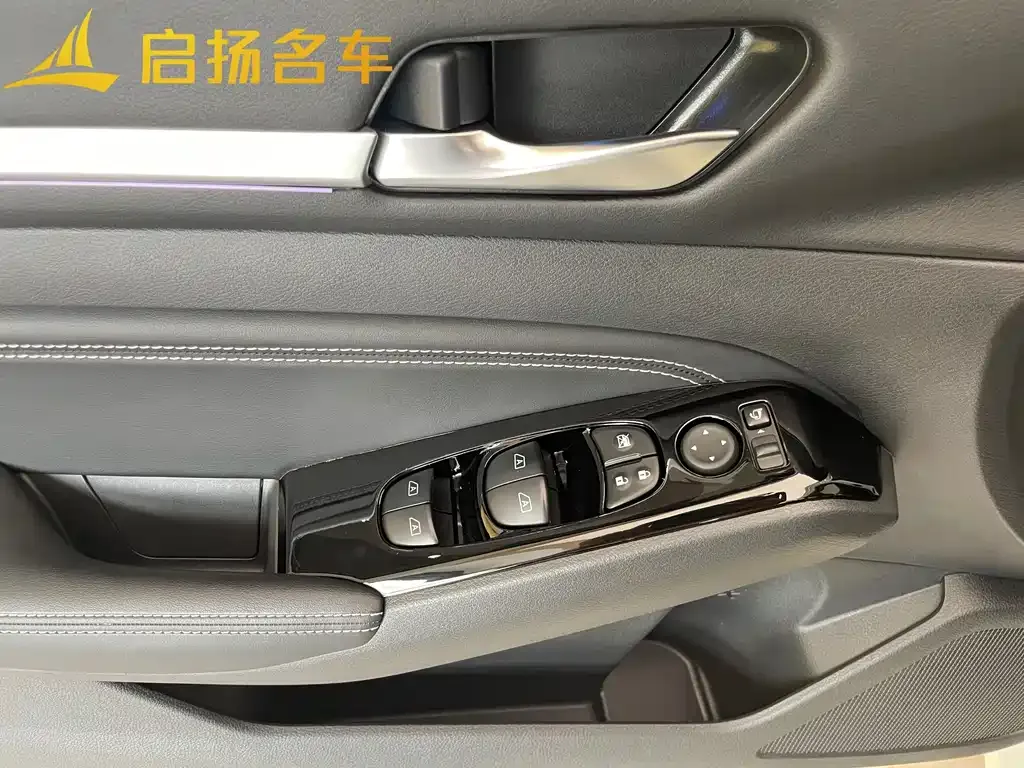 Nissan Teana — фото 3