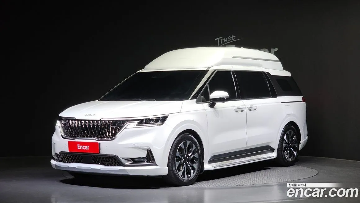 Kia Carnival — фото 1