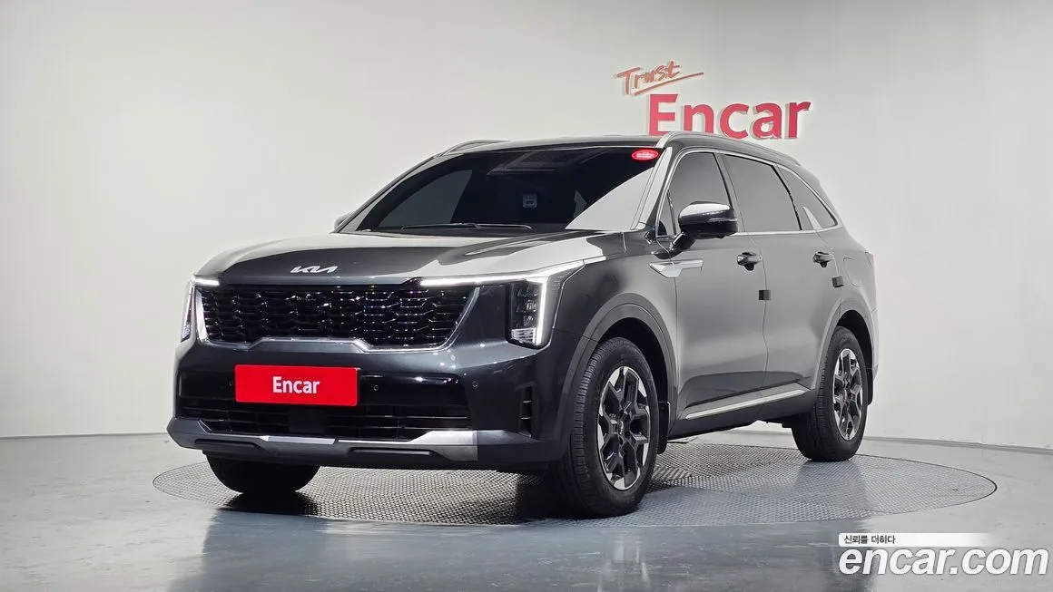 Kia Sorento — фото 1