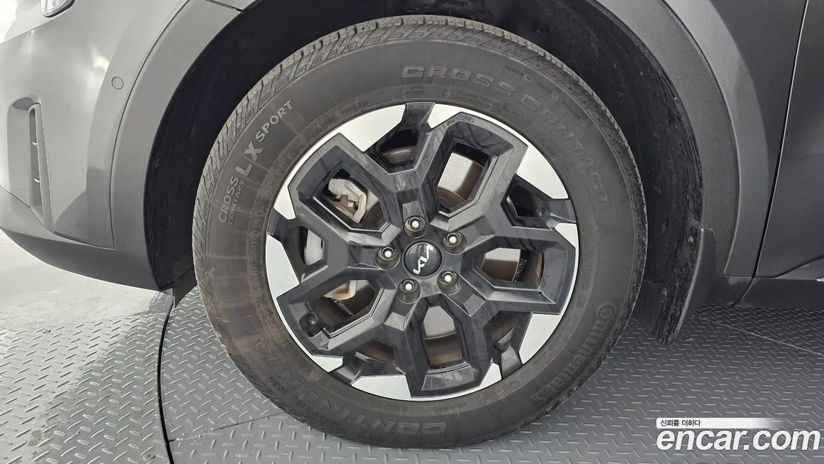 Kia Sorento — фото 5