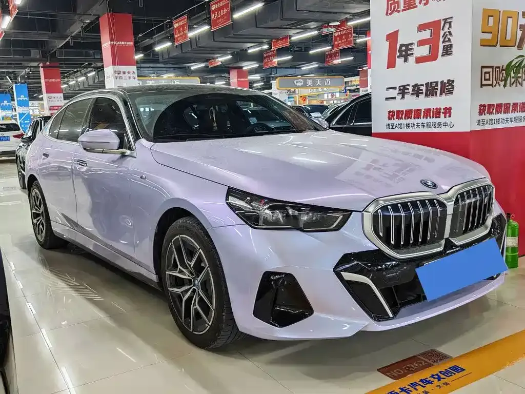 BMW i5 — фото 3