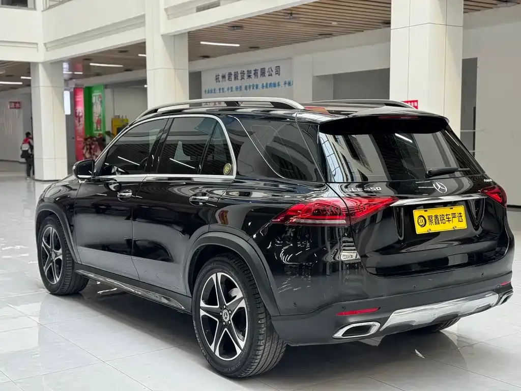 Mercedes-Benz GLE — фото 7