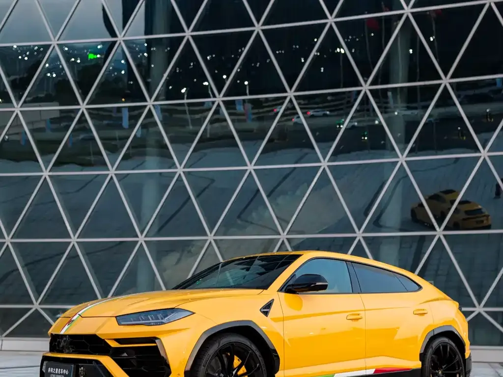 Lamborghini Urus — фото 4