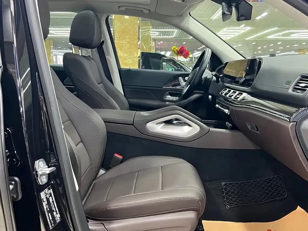 Mercedes-Benz GLE — фото 10