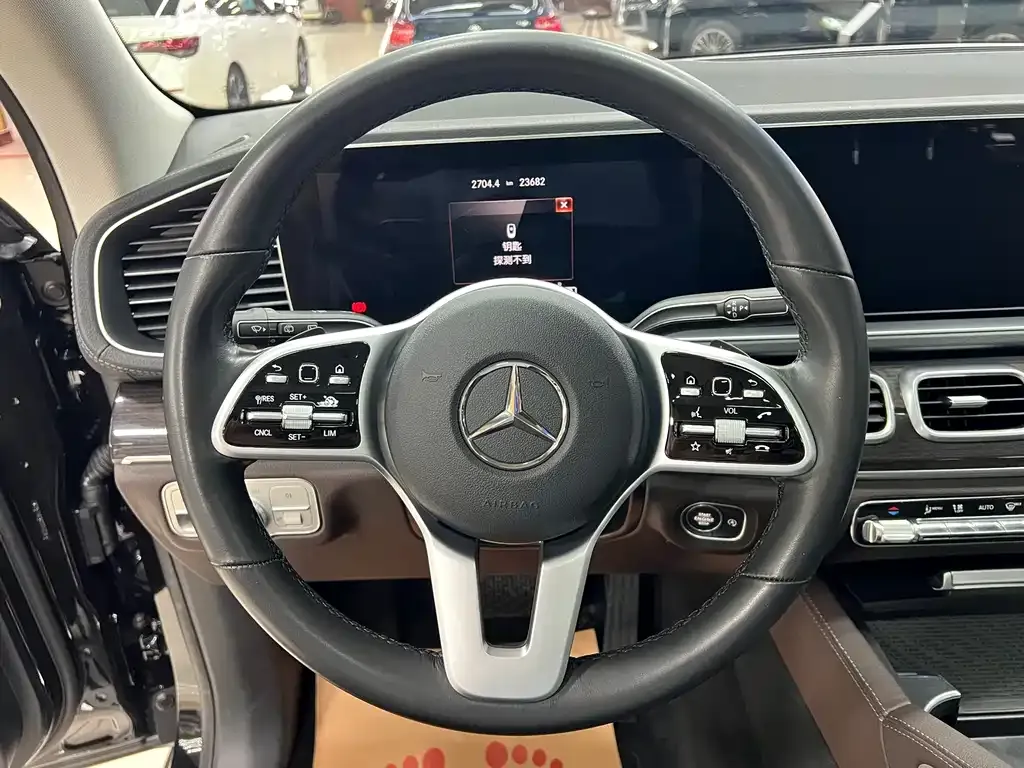 Mercedes-Benz GLE — фото 6