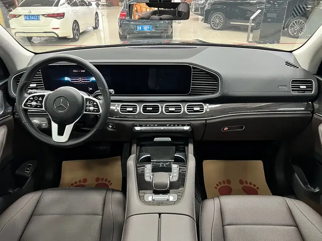Mercedes-Benz GLE — фото 9