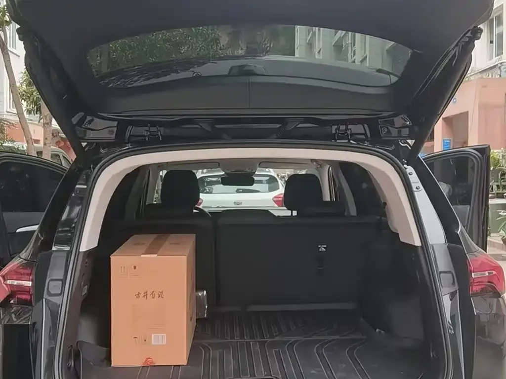 Buick Envision Plus — фото 5