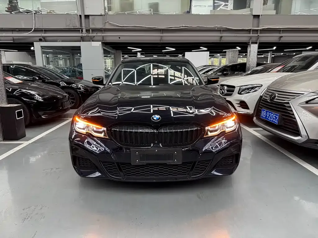 BMW 3 Series — фото 2