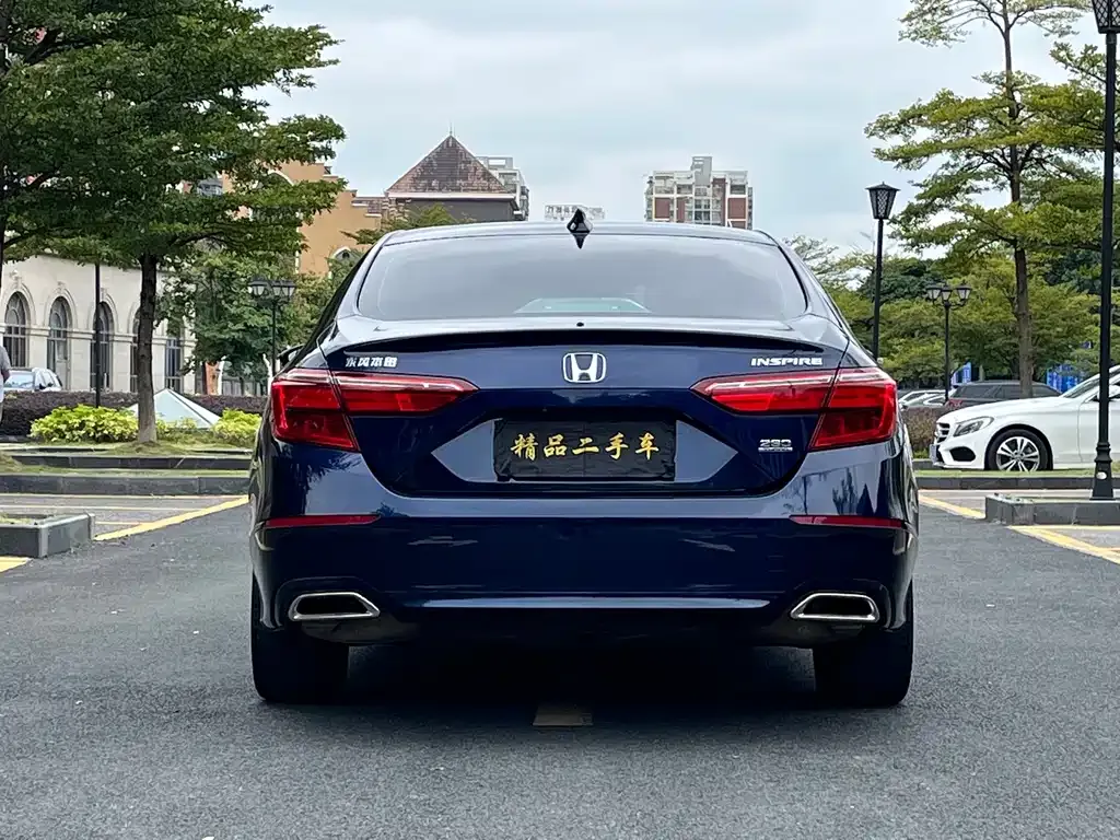 Honda Inspire — фото 5