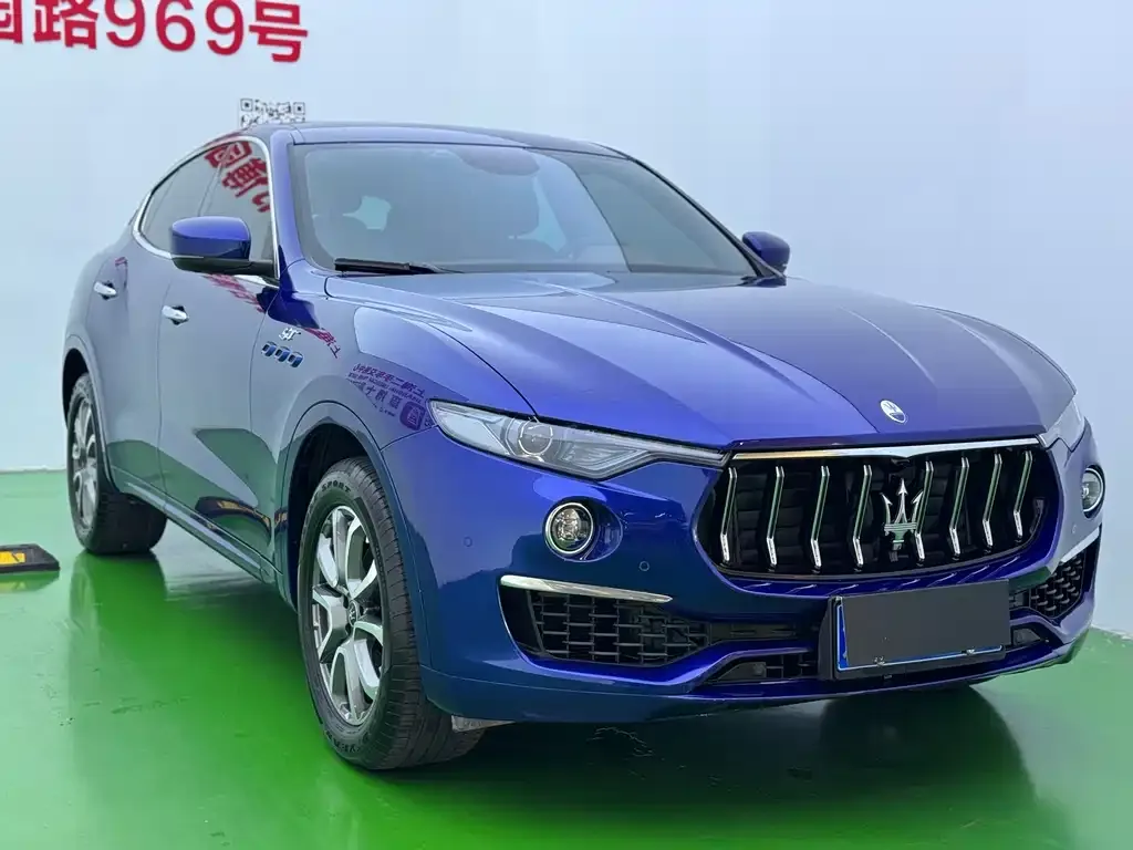 Maserati Levante — фото 3