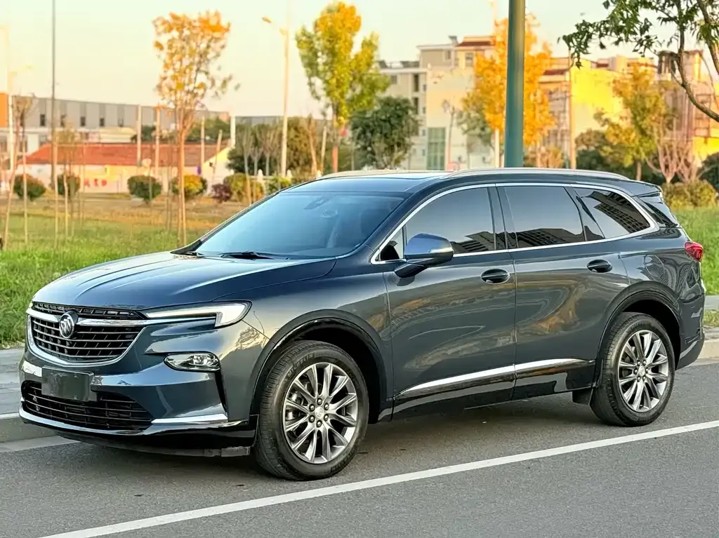 Buick Enclave — фото 1