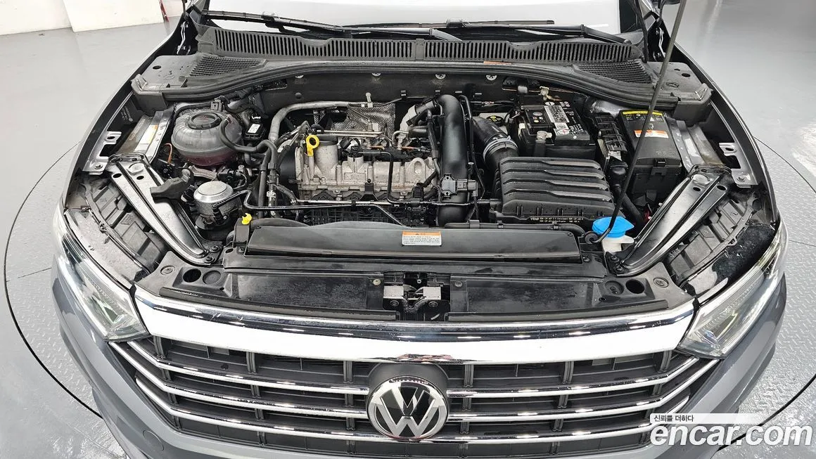 Volkswagen Jetta — фото 6