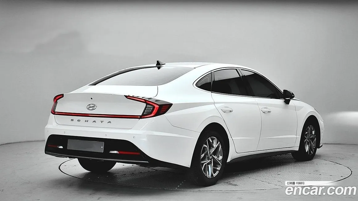 Hyundai Sonata — фото 4