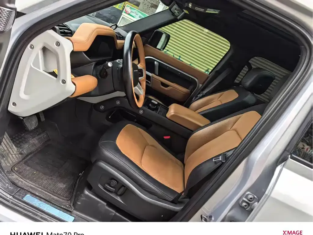 Land Rover Defender — фото 10
