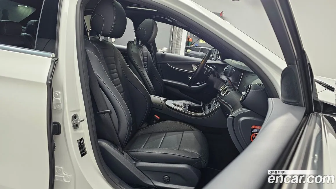 Mercedes-Benz E-Class — фото 10