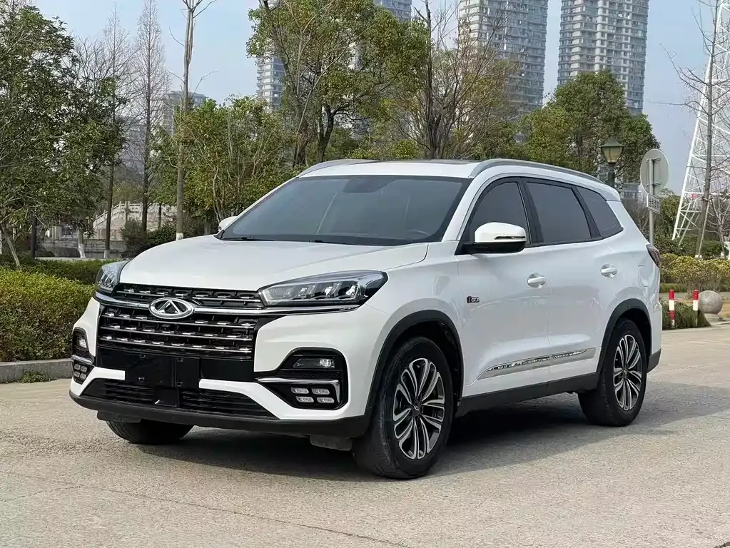 Chery Tiggo 8 — фото 1