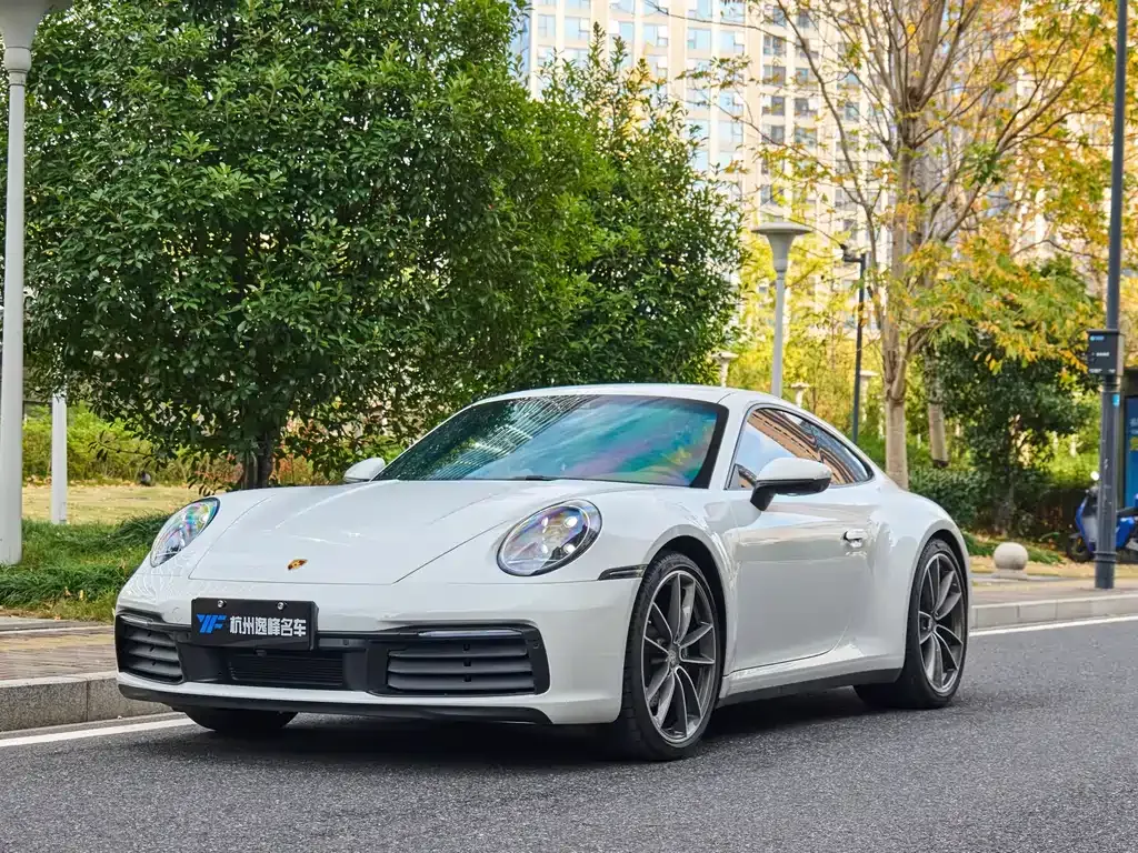 Porsche 911 — фото 1