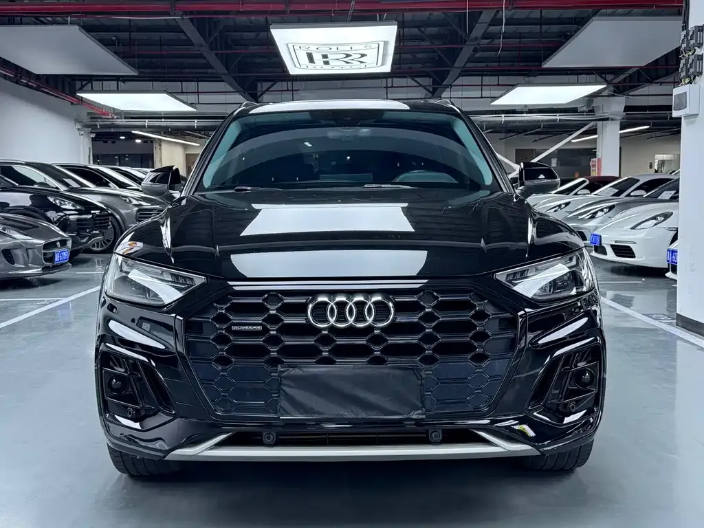 Audi Q5L — фото 2