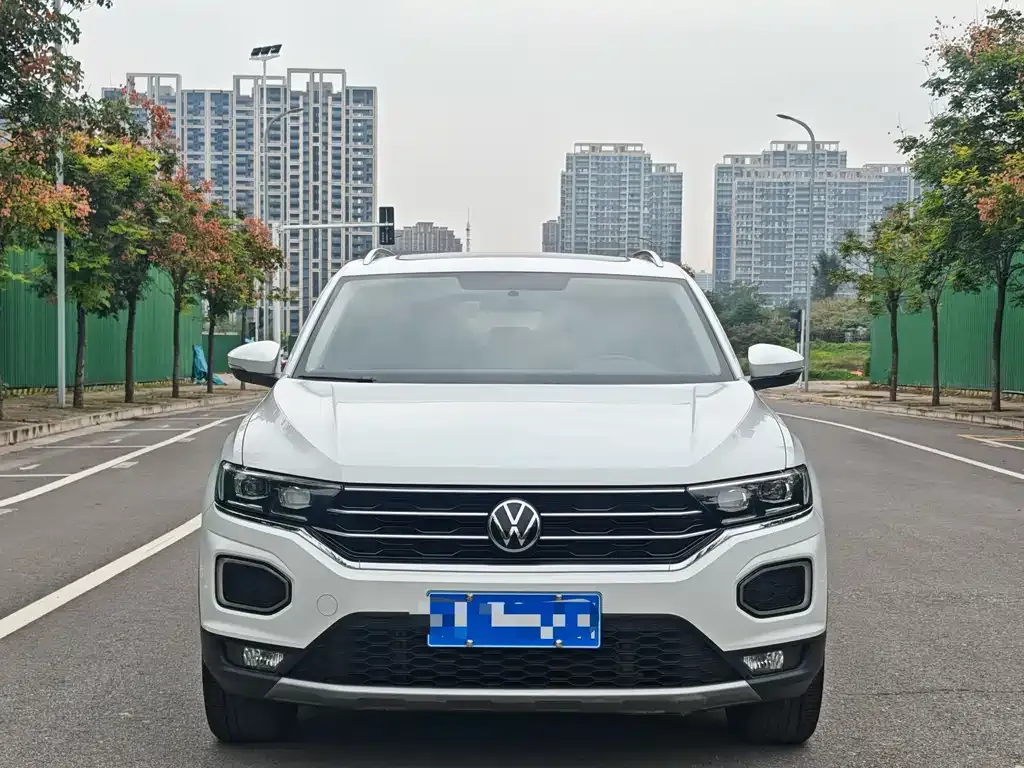 Volkswagen T-Roc — фото 2