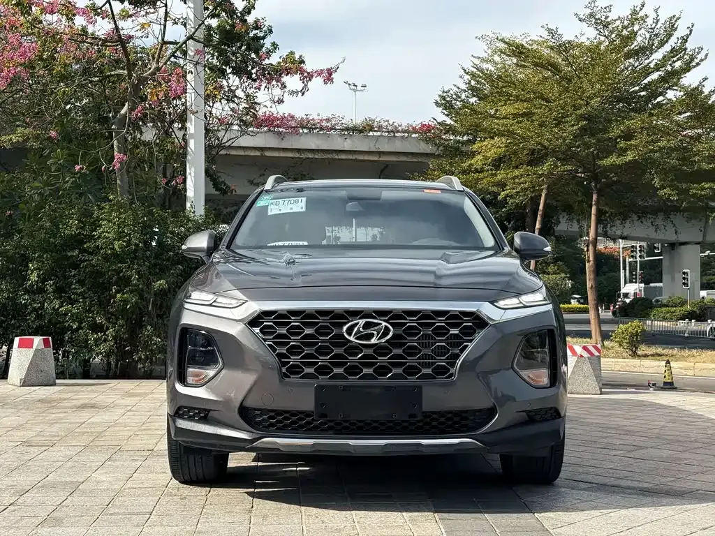 Hyundai Santa Fe — фото 2
