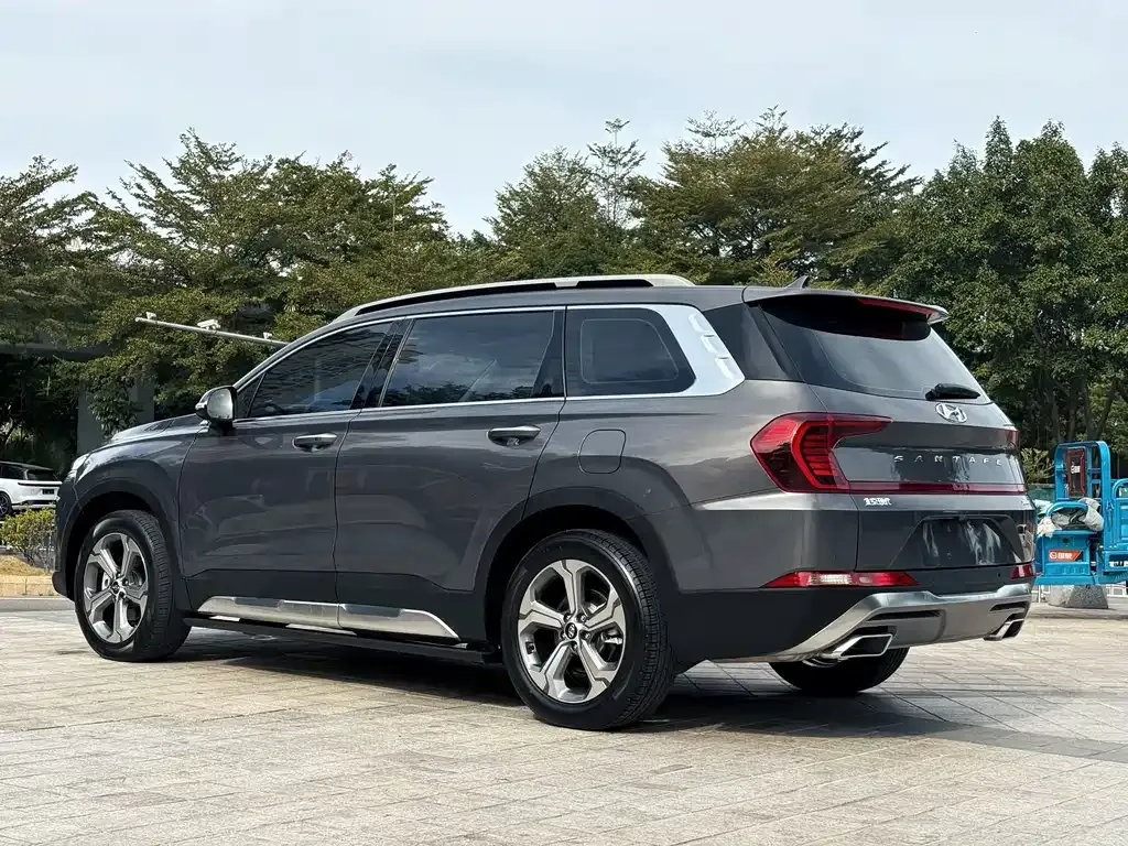 Hyundai Santa Fe — фото 4