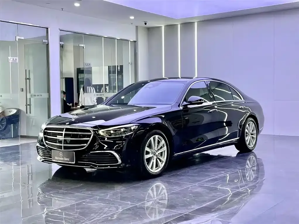 Mercedes-Benz S-Class — фото 1