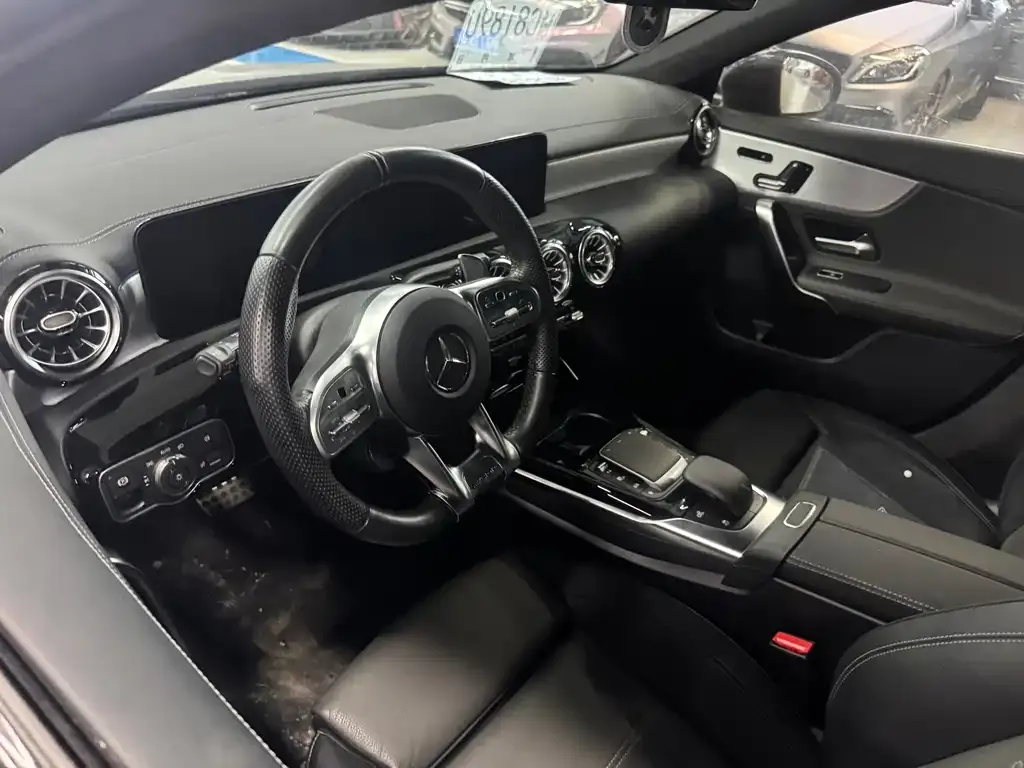 Mercedes-Benz A-Class AMG (Import) — фото 7