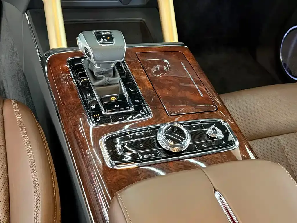Hongqi L1 (Guoya) — фото 9