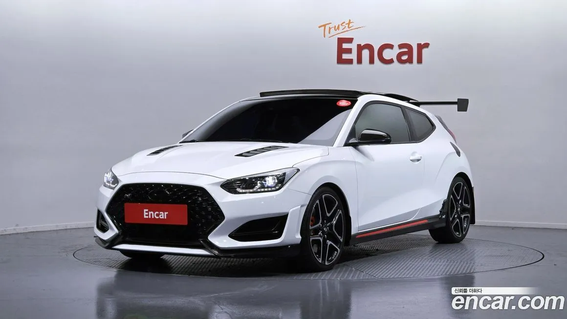 Hyundai Veloster — фото 1