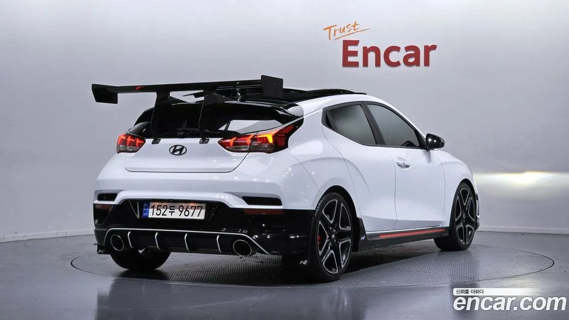 Hyundai Veloster — фото 2
