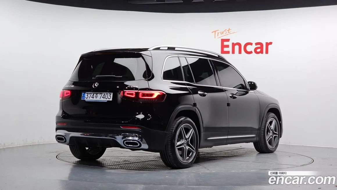 Mercedes-Benz GLB-Class — фото 2