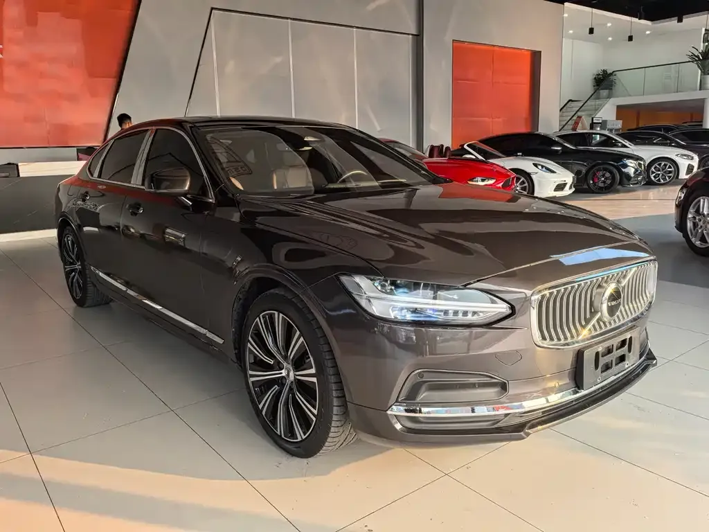 Volvo S90 — фото 2