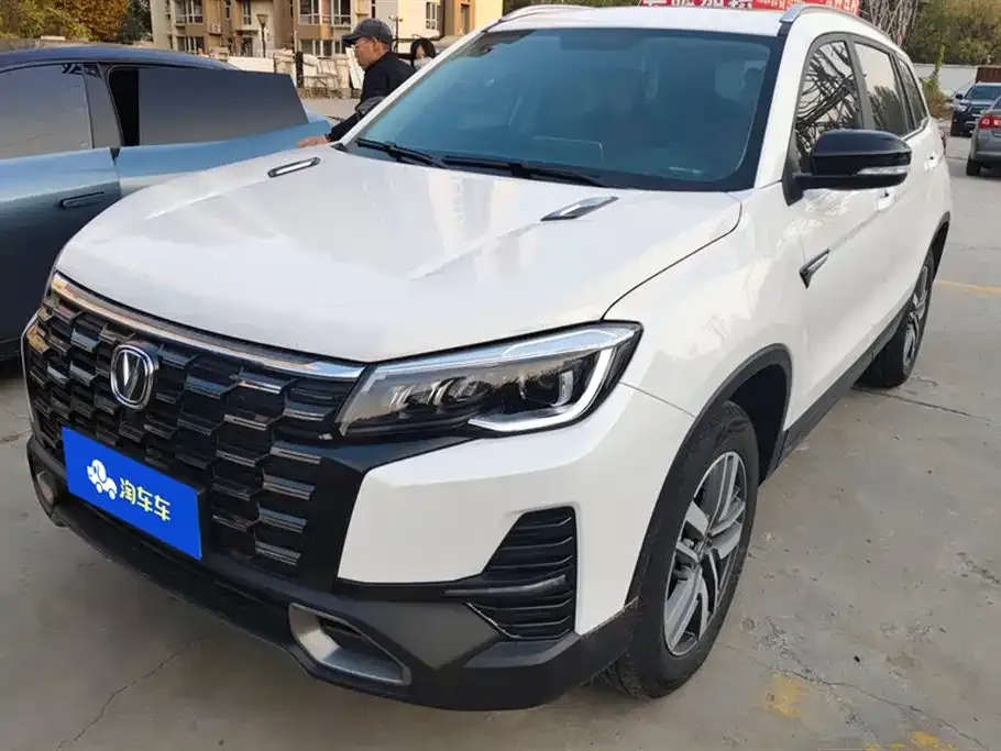 Changan CS75 — фото 1