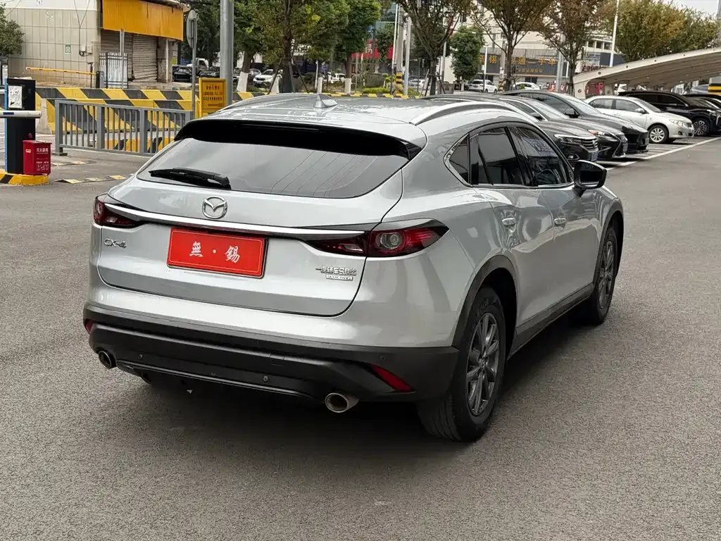 Mazda CX-4 — фото 7