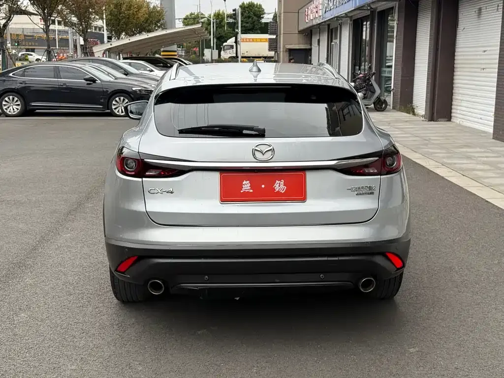 Mazda CX-4 — фото 8