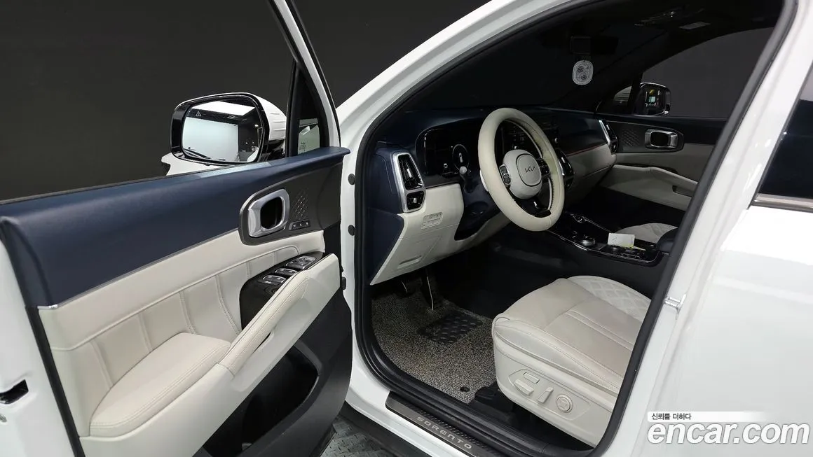 Kia Sorento — фото 10