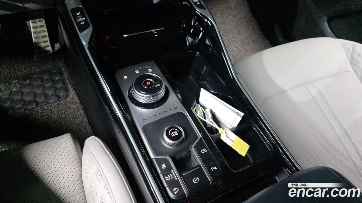 Kia Sorento — фото 9