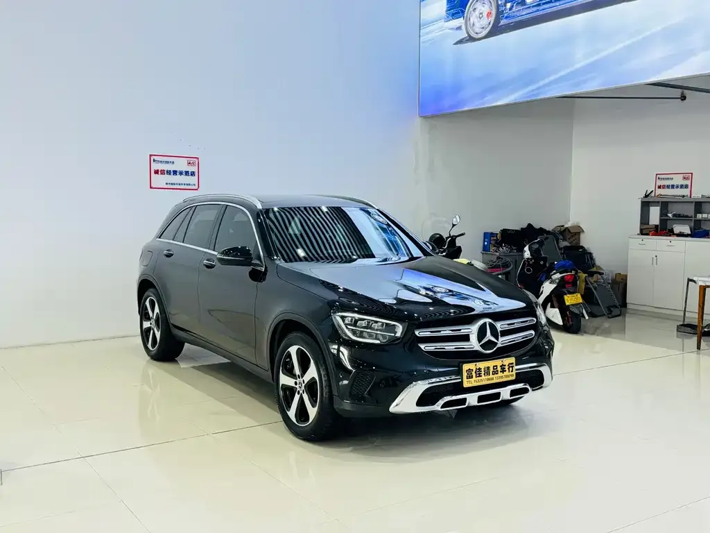 Mercedes-Benz GLC — фото 1