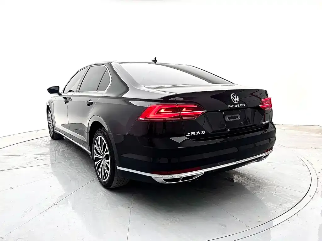 Volkswagen Phideon — фото 4