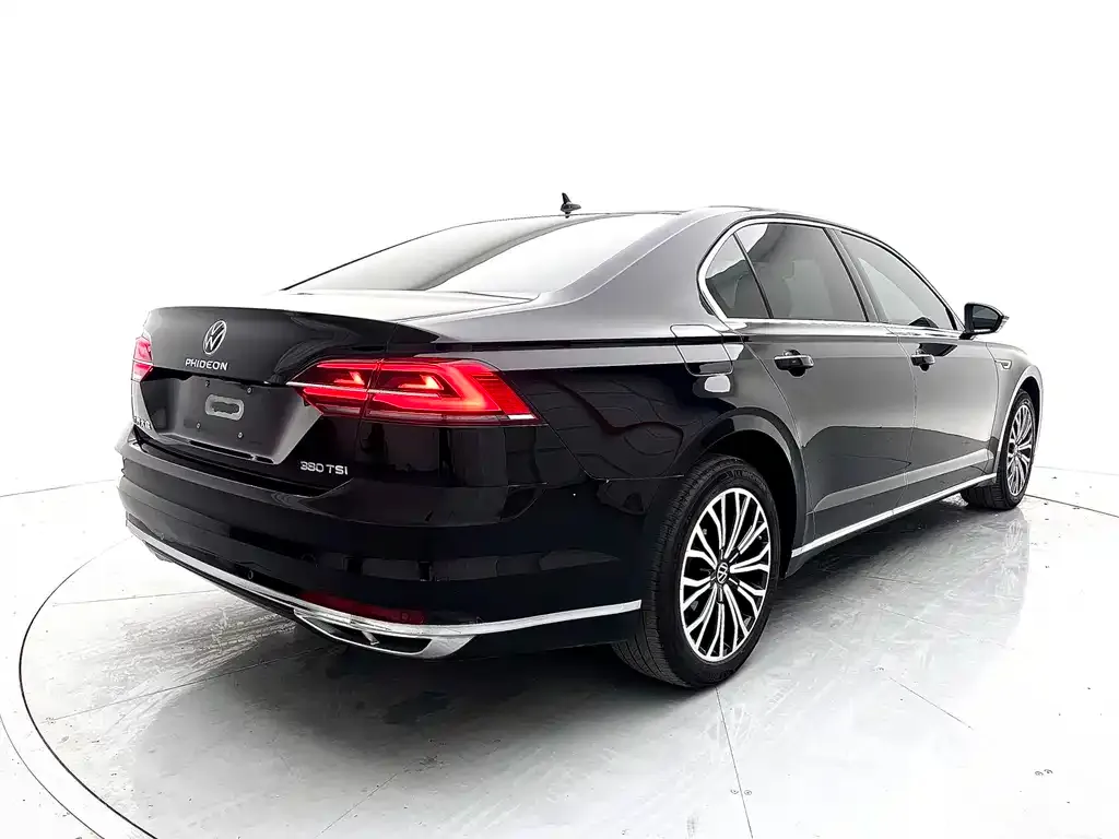 Volkswagen Phideon — фото 5