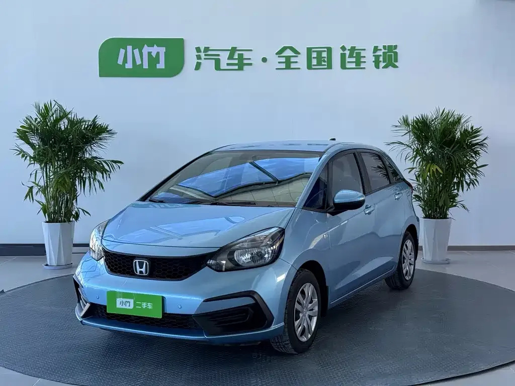 Honda Fit — фото 1