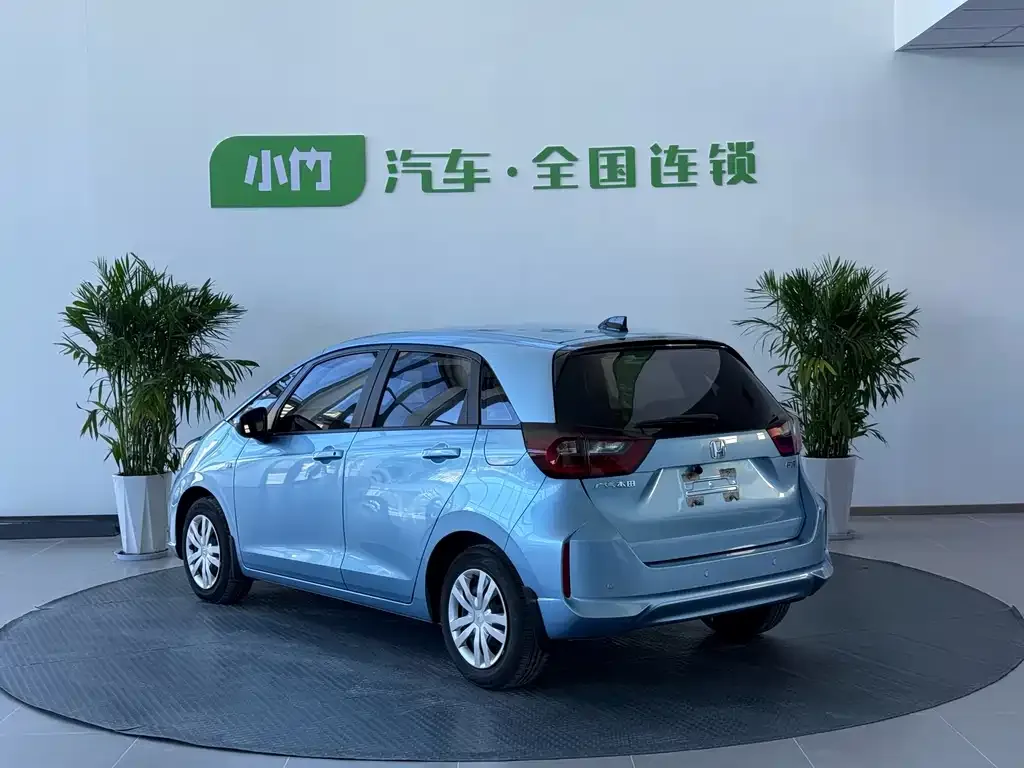 Honda Fit — фото 4