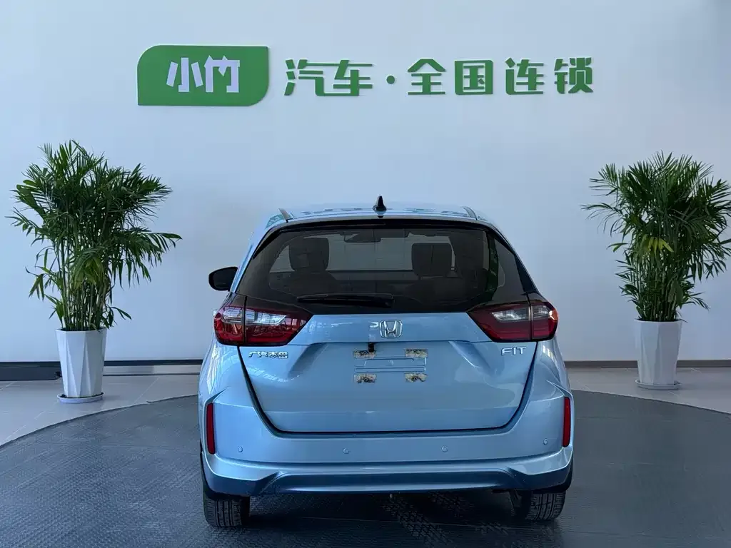 Honda Fit — фото 5