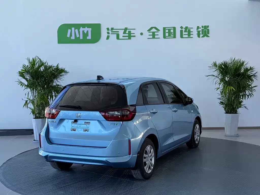 Honda Fit — фото 6