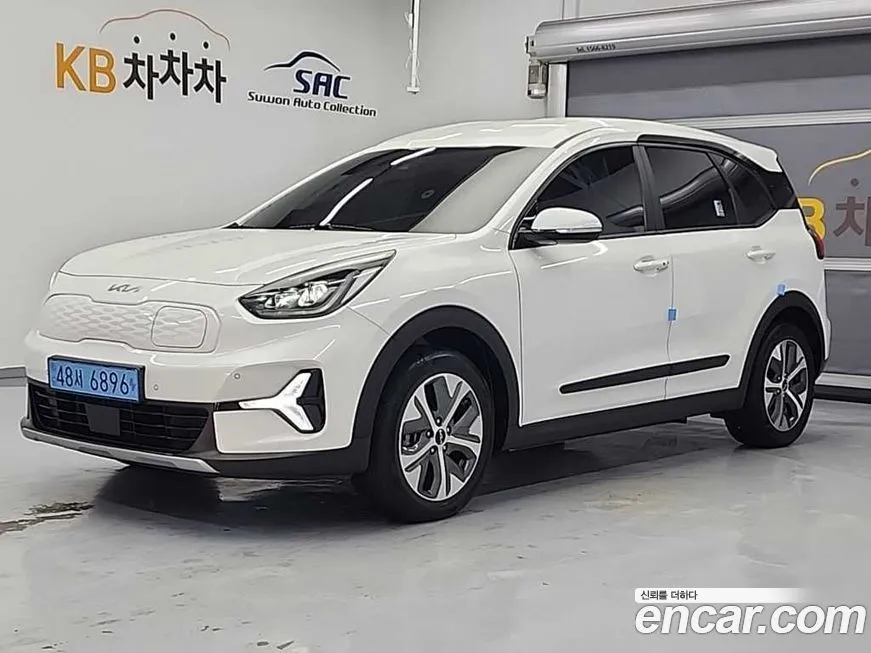 Kia Niro — фото 1