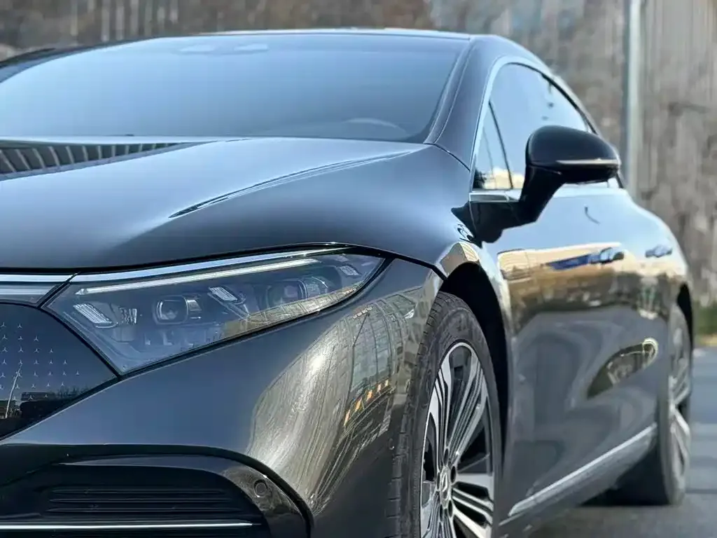 Mercedes-Benz EQS — фото 10